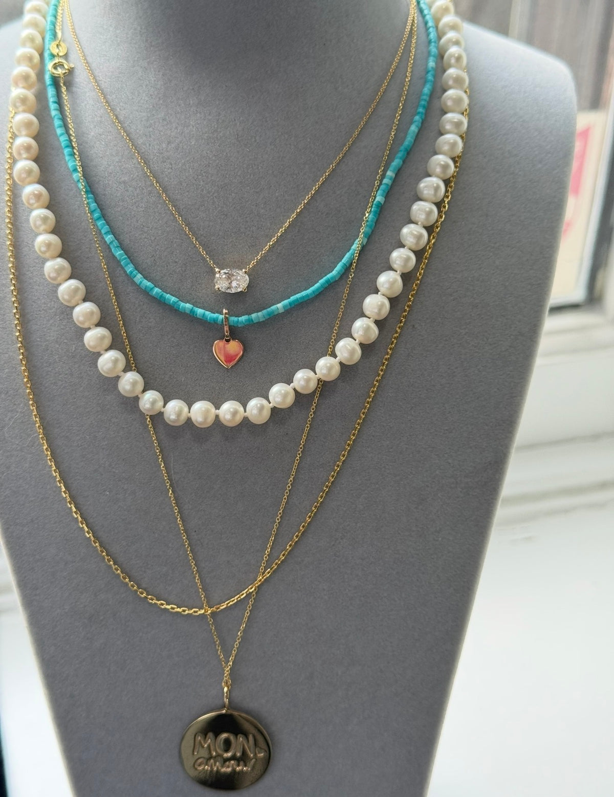 Collier Thida
